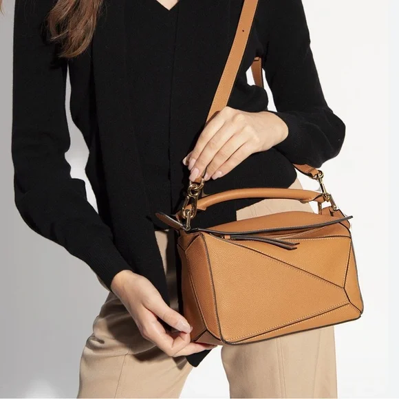 Loewe Small Puzzle Bag Light Caramel
